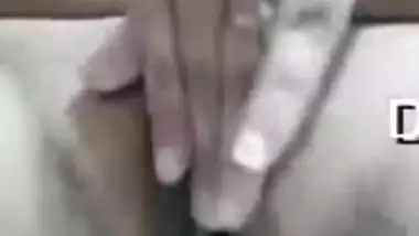 Self-isolated Indian girl has no choice but to play with pussy