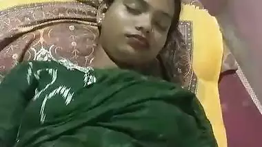 Shy GF hairy pussy capture by boyfriend before sex