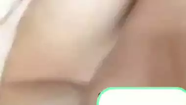 Gym going chubby bhabhi nude video for trainer