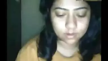 Bangalore Engineer exposes her big boobs on cam scandal