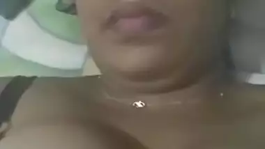 Desi babe is XXX fascinating when she performs an inept XXX show