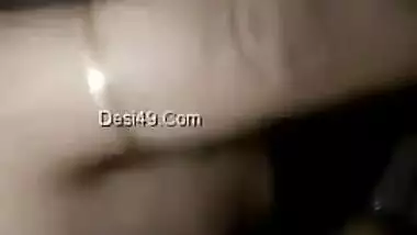 Desi girl reaches XXX orgasm in a few minutes masturbating in the dark