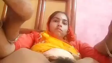 Marathi bhabhi pussy with dense hair like forest