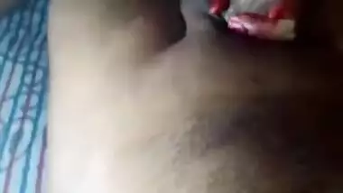 Indian Hot Bhabhi Ne Lund Chus Ke Pani Pe Lia. Best Desi Blowjob Sucking Balls