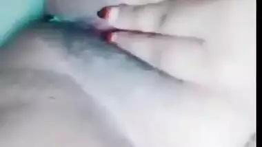 Desi BBW hottie captures on the cam XXX assets during relax in bath