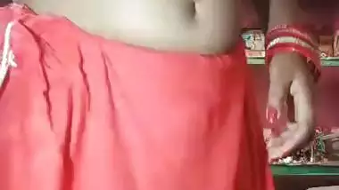 Bhabhi in village stripping saree and nude show