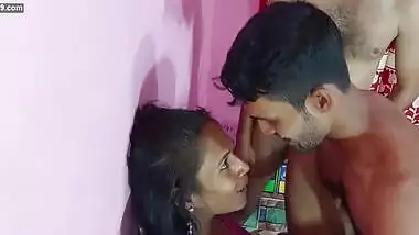 Uttaran20- threesome with one skinny sluts and two hot men fucks very hurd