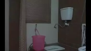 Hidden cam hardcore home sex scandal of hot Indian wife | Hindi
