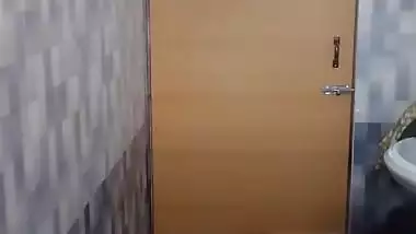 Today Exclusive-super Hot Desi Bhabhi Bathing Capture By Part 1