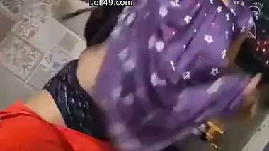 Desi mom dress change boobs show to horny son