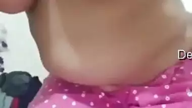 Desi slut takes clothes off making XXX sized knockers and pussy known