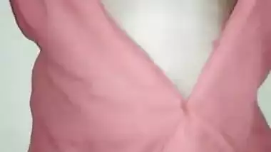 Desi bhabhi playing with her boobs