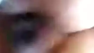 Bitch washes her chubby Desi body revealing all XXX nudity for cam