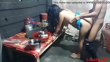 Desi MILF makes supper and pleases her hubby with fantastic XXX sex