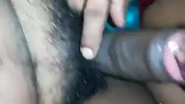 Desi Bhabhi's XXX game that includes a blowjob in close-up MMS video