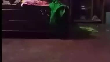 Cock-hungry Bhabhi cheats with Desi Devar in this XXX video