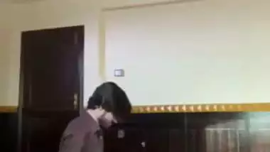 Pakistani cheat slut-wife illicit sex with friend of hubby caught on spy cam