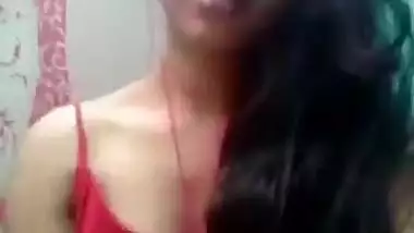 Nice porn clip in which Indian gal undresses to show her perfect body