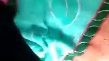 Desi college XXX girl gets her hairy pussy fucked hard in jungle MMS