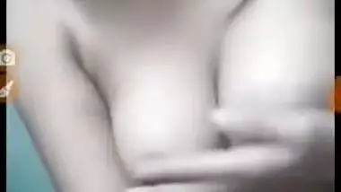 MILF is called by XXX lover who needs Desi to show off her pussy