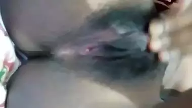 Tamil teenage girl fingering masturbation selfie