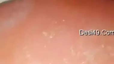 Attractive Desi girl records on camera her solo relax in XXX shower