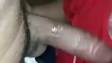 Horny milf gives a desi blowjob to the man