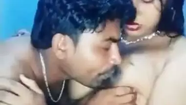 Pregnant wife blowjob and her boobs sucking viral HD MMS