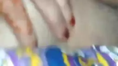 Young man is glad to fuck Desi woman and leak MMS video of XXX sex