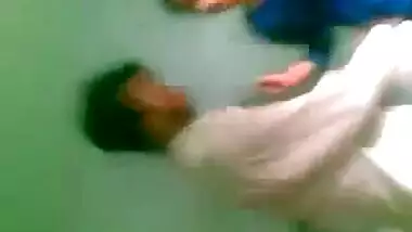 Cute college student boobs and pussy is enjoyed by her classmate in the class