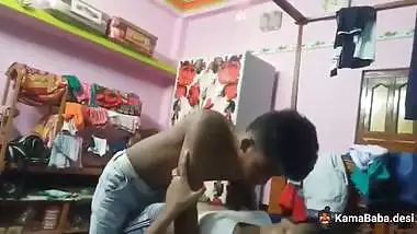 A 19-year-old girl enjoys romantic sex with BF