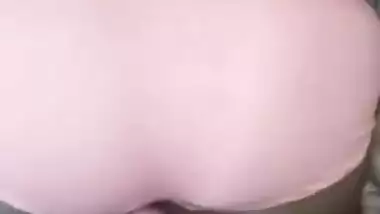 Sperm on Indian mom's back is easy to wipe in amateur sex video