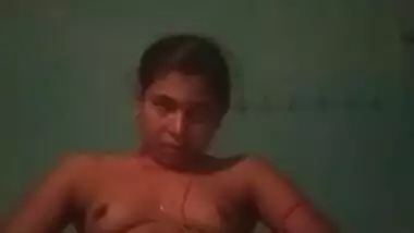 Village girl fingering pussy selfie record