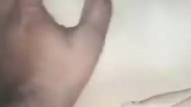 Sleepy Desi XXX bitch gets her chubby pussy fucked hard on cam MMS
