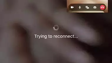 Round face chubby girl nude on video call to boyfriend