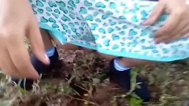 Sonali Shinha In Indian Milf Wife Outdoor Public Fucking With Stranger In Abandoned House