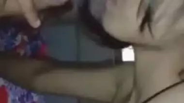 Extremely Cute Babe Remove Condom & Put Inside Pussy and Start Sucking Hindi Talking