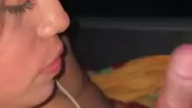 Me deja el bus en el pueblo y turista me invita a acampar, la pasamos muy rico