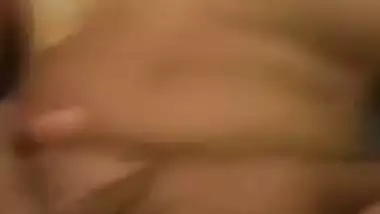 Srilankan girl moaning sex video with boyfriend in hotel