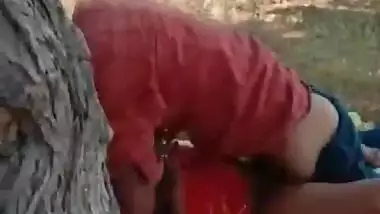 Desi village aunty caught fucking in khet