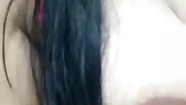 Hot Bhabi Showing Her Boobs