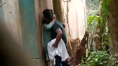 Desi whore spends time with stepson's XXX tool in pussy outdoors