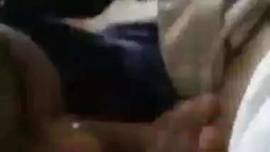 Desi oral-service sex movie scene of Desi wife blowjob to sisters spouse