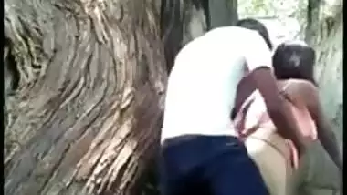 Desi school girl enjoying outdoor sex with BF and caught on XXX cam