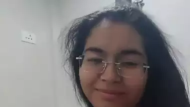 Tattooed wife milking boobs show selfie viral clip