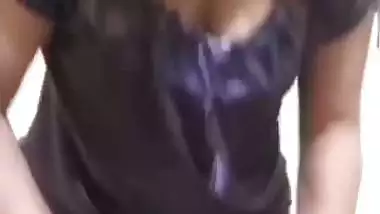 Tamil wife Sailaja shows boobs and big ass viral live