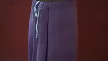 Skinny Desi teen takes off sari to show her small XXX tits and not only