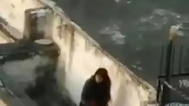 Peeping Tom makes XXX video of horny dude licking Desi gal's pussy
