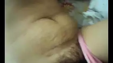 Bhabhi is passionate getting wet cause of Desi guy's touches in XXX amateur porn