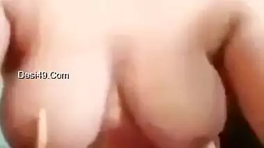 Desi big boobs girl stripping naked on video call